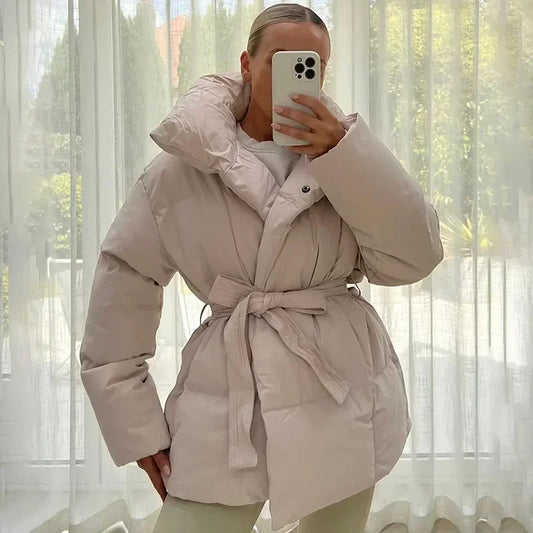 StyleQuilt™ Modieuze Jas die Warmte en Stijl Combineert