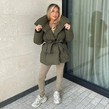 StyleQuilt™ Modieuze Jas die Warmte en Stijl Combineert
